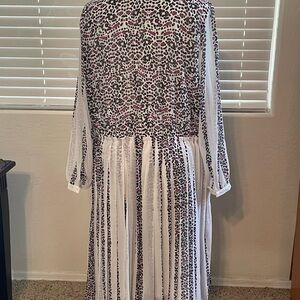 Chic Leopard Print Long Dress